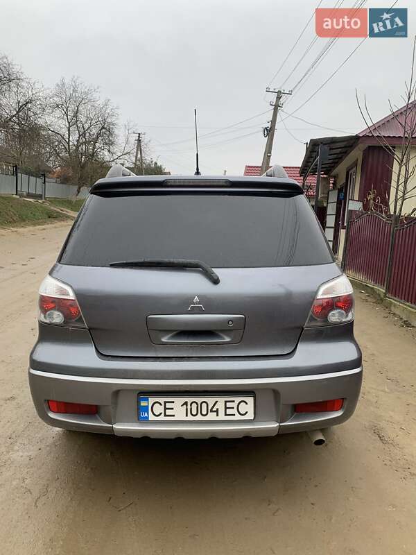 Внедорожник / Кроссовер Mitsubishi Outlander 2005 в Черновцах