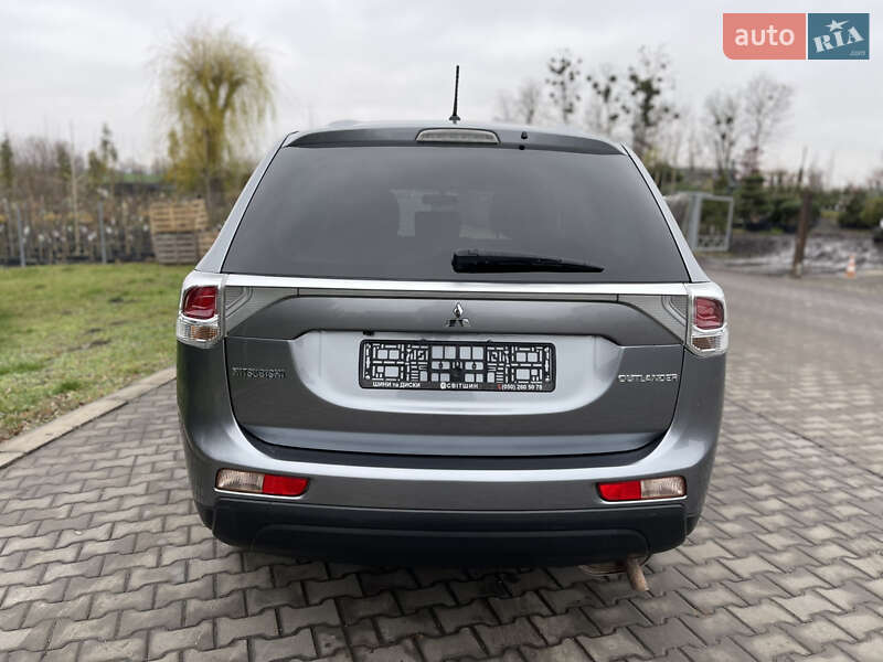 Позашляховик / Кросовер Mitsubishi Outlander 2013 в Луцьку