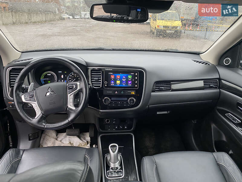 Позашляховик / Кросовер Mitsubishi Outlander 2018 в Чернігові фото 7 Позашляховик / Кросовер Mitsubishi Outlander 2018 в Чернігові