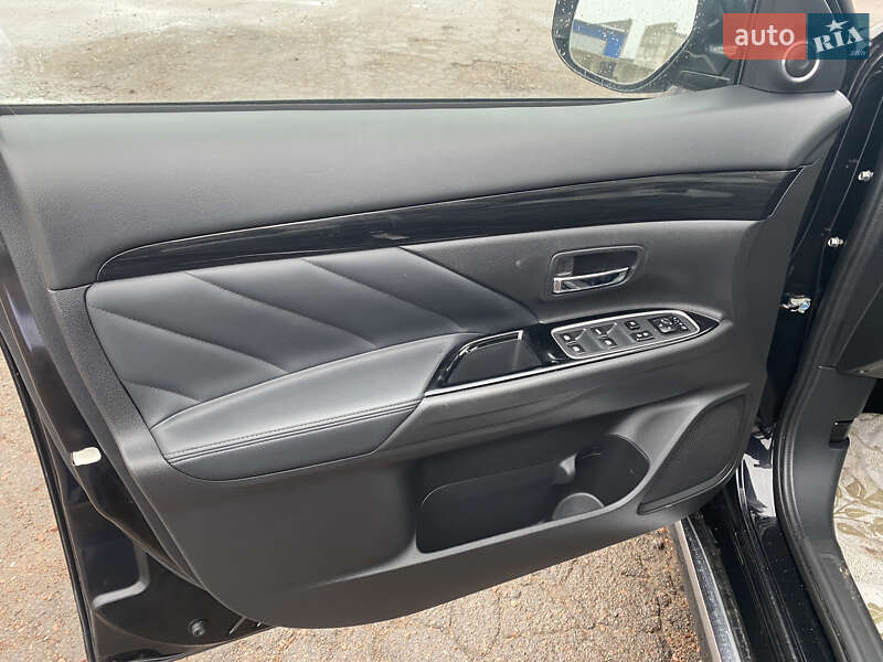 Позашляховик / Кросовер Mitsubishi Outlander 2018 в Чернігові фото 11 Позашляховик / Кросовер Mitsubishi Outlander 2018 в Чернігові