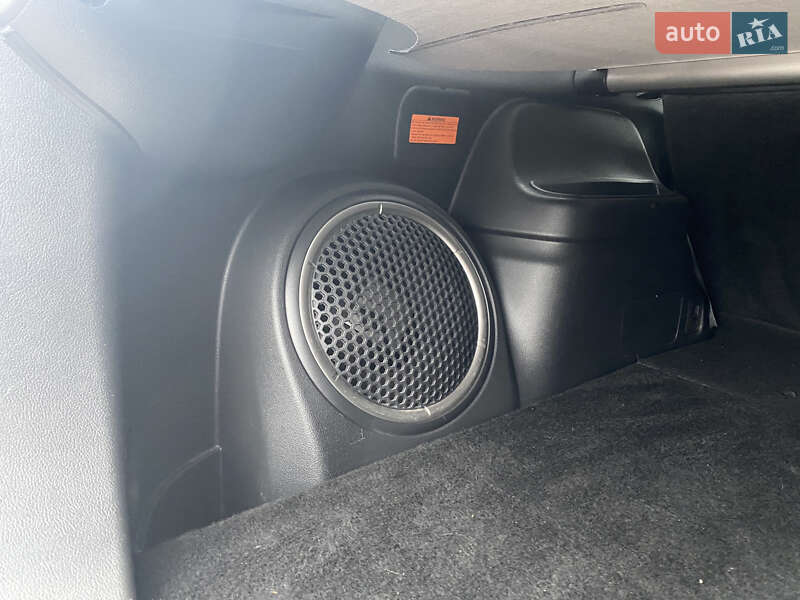 Позашляховик / Кросовер Mitsubishi Outlander 2018 в Чернігові фото 16 Позашляховик / Кросовер Mitsubishi Outlander 2018 в Чернігові