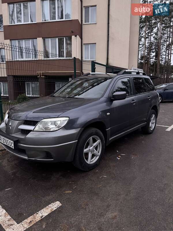 Позашляховик / Кросовер Mitsubishi Outlander 2006 в Ірпені