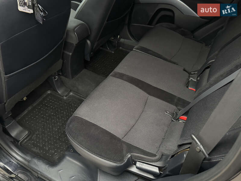 Позашляховик / Кросовер Mitsubishi Outlander 2010 в Тернополі