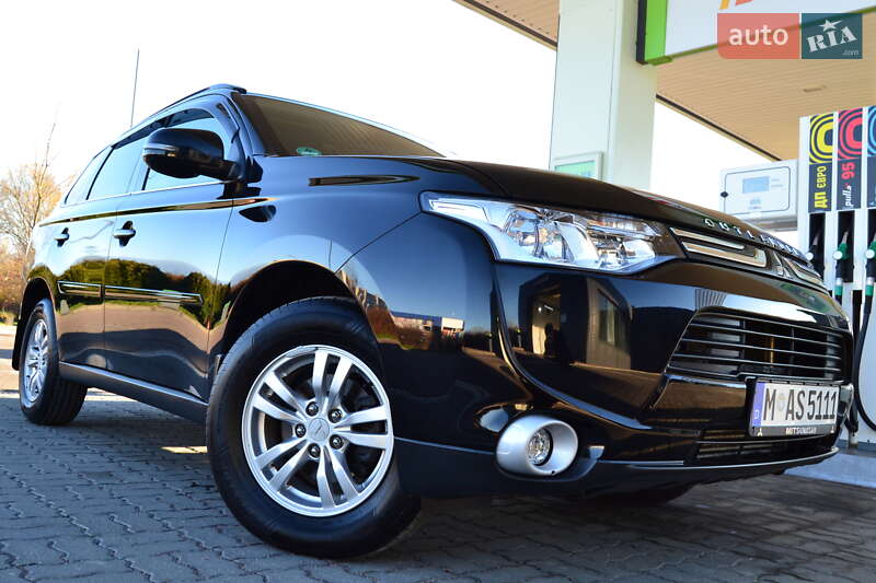 Внедорожник / Кроссовер Mitsubishi Outlander 2013 в Дрогобыче