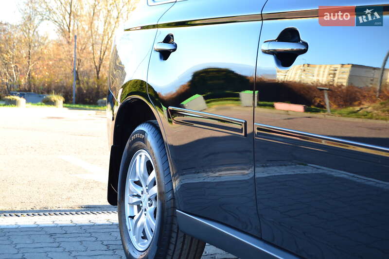 Внедорожник / Кроссовер Mitsubishi Outlander 2013 в Дрогобыче