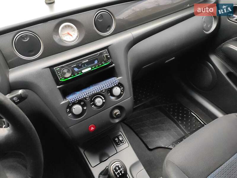 Внедорожник / Кроссовер Mitsubishi Outlander 2007 в Каменец-Подольском