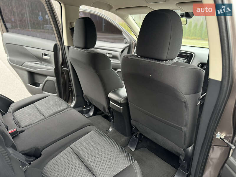 Позашляховик / Кросовер Mitsubishi Outlander 2018 в Харкові фото 51 Позашляховик / Кросовер Mitsubishi Outlander 2018 в Харкові