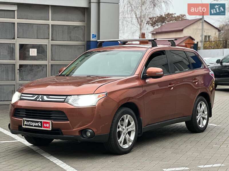 Mitsubishi Outlander 2013