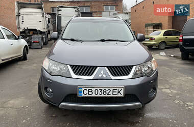 Позашляховик / Кросовер Mitsubishi Outlander 2008 в Чернігові