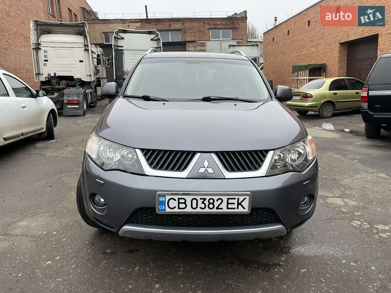 Позашляховик / Кросовер Mitsubishi Outlander 2008 в Чернігові