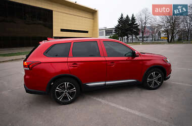 Позашляховик / Кросовер Mitsubishi Outlander 2019 в Запоріжжі