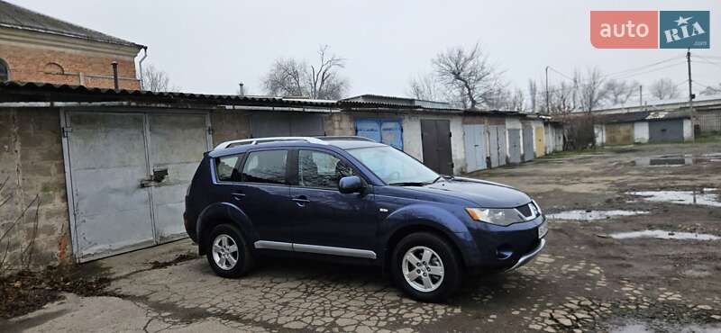 Mitsubishi Outlander 2008