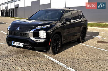 Внедорожник / Кроссовер Mitsubishi Outlander 2021 в Ивано-Франковске