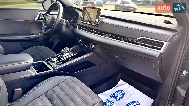 Позашляховик / Кросовер Mitsubishi Outlander 2021 в Івано-Франківську