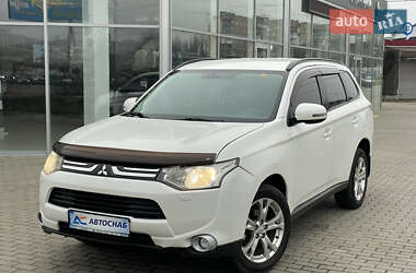 Позашляховик / Кросовер Mitsubishi Outlander 2012 в Полтаві