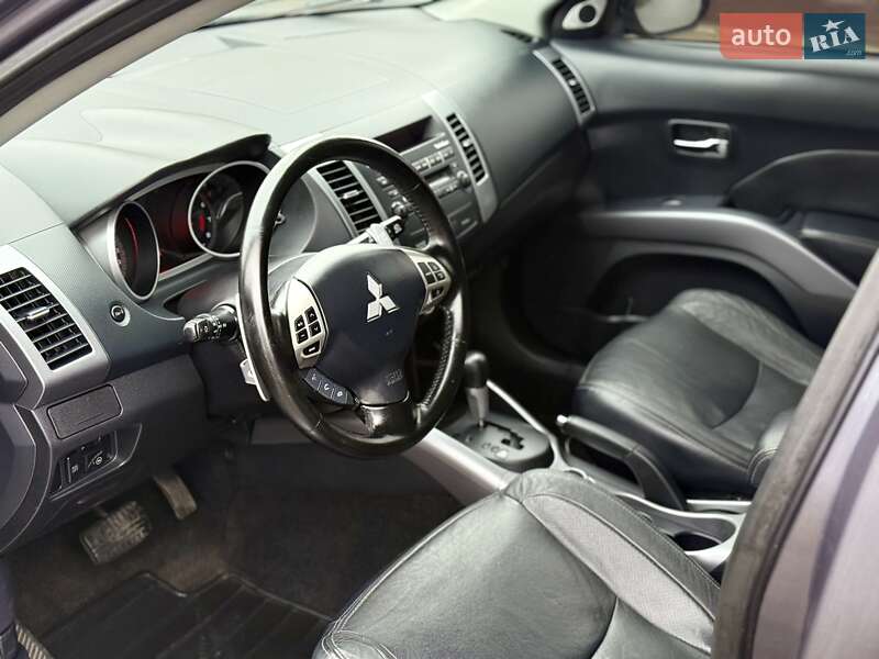 Позашляховик / Кросовер Mitsubishi Outlander 2007 в Дніпрі фото 21 Позашляховик / Кросовер Mitsubishi Outlander 2007 в Дніпрі