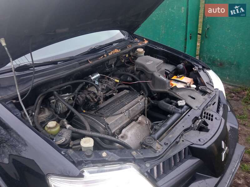 Позашляховик / Кросовер Mitsubishi Outlander 2008 в Березані фото 5 Позашляховик / Кросовер Mitsubishi Outlander 2008 в Березані