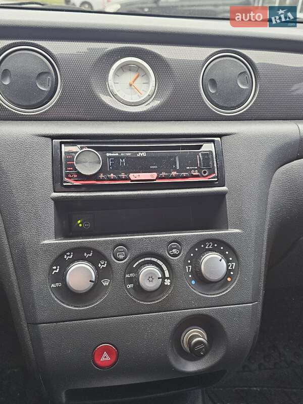 Позашляховик / Кросовер Mitsubishi Outlander 2008 в Києві