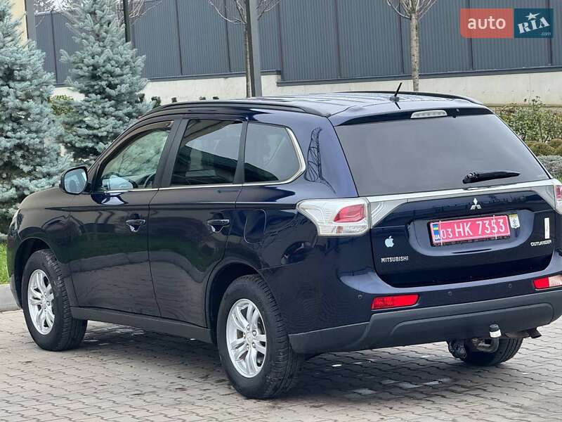 Позашляховик / Кросовер Mitsubishi Outlander 2012 в Луцьку