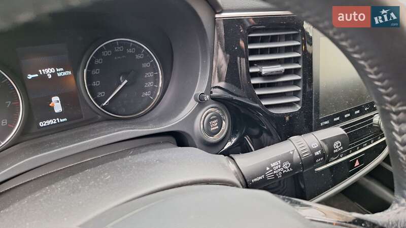 Позашляховик / Кросовер Mitsubishi Outlander 2021 в Києві фото 2 Позашляховик / Кросовер Mitsubishi Outlander 2021 в Києві