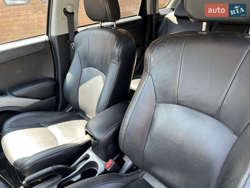 Позашляховик / Кросовер Mitsubishi Outlander 2010 в Рівному фото 20 Позашляховик / Кросовер Mitsubishi Outlander 2010 в Рівному