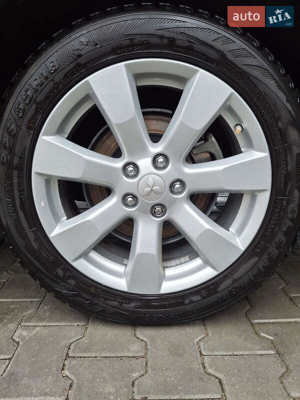 Позашляховик / Кросовер Mitsubishi Outlander 2019 в Вінниці