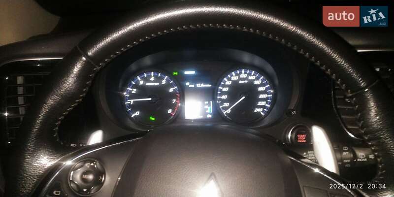 Mitsubishi Outlander 2018