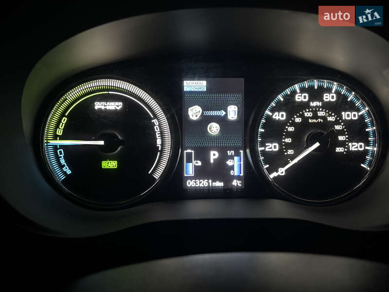 Внедорожник / Кроссовер Mitsubishi Outlander 2018 в Харькове