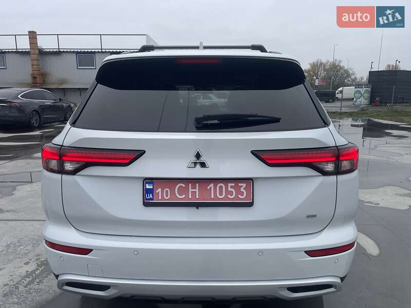 Внедорожник / Кроссовер Mitsubishi Outlander 2021 в Киеве фото 9 Внедорожник / Кроссовер Mitsubishi Outlander 2021 в Киеве