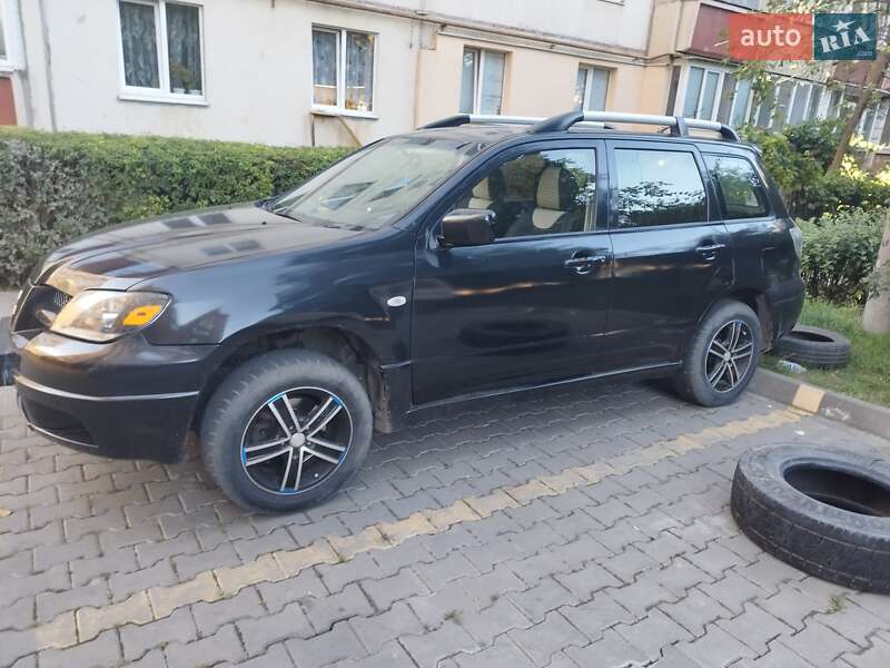 Позашляховик / Кросовер Mitsubishi Outlander 2008 в Чернівцях фото 2 Позашляховик / Кросовер Mitsubishi Outlander 2008 в Чернівцях