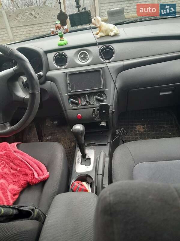 Внедорожник / Кроссовер Mitsubishi Outlander 2003 в Ямполе