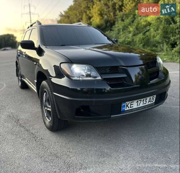Mitsubishi Outlander 2003
