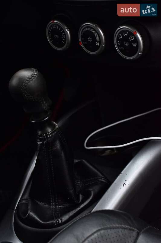 Позашляховик / Кросовер Mitsubishi Outlander 2008 в Кривому Розі фото 24 Позашляховик / Кросовер Mitsubishi Outlander 2008 в Кривому Розі