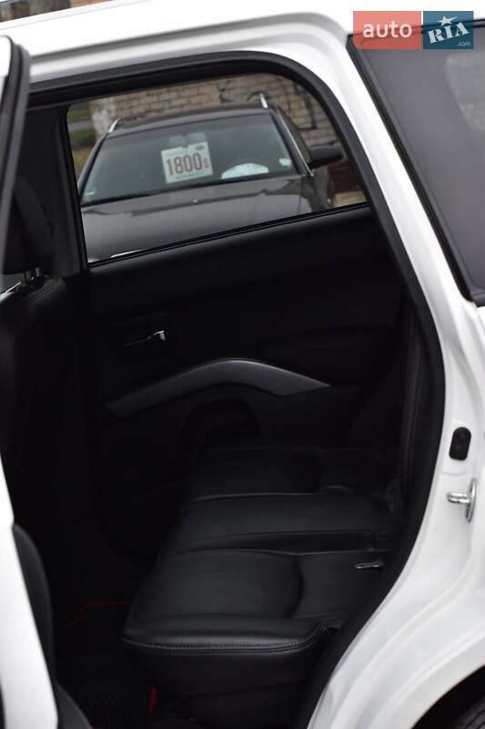 Позашляховик / Кросовер Mitsubishi Outlander 2008 в Кривому Розі фото 48 Позашляховик / Кросовер Mitsubishi Outlander 2008 в Кривому Розі