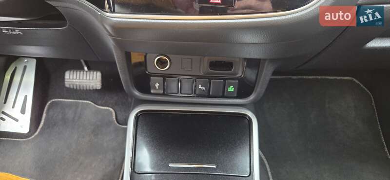 Позашляховик / Кросовер Mitsubishi Outlander 2020 в Тернополі фото 11 Позашляховик / Кросовер Mitsubishi Outlander 2020 в Тернополі