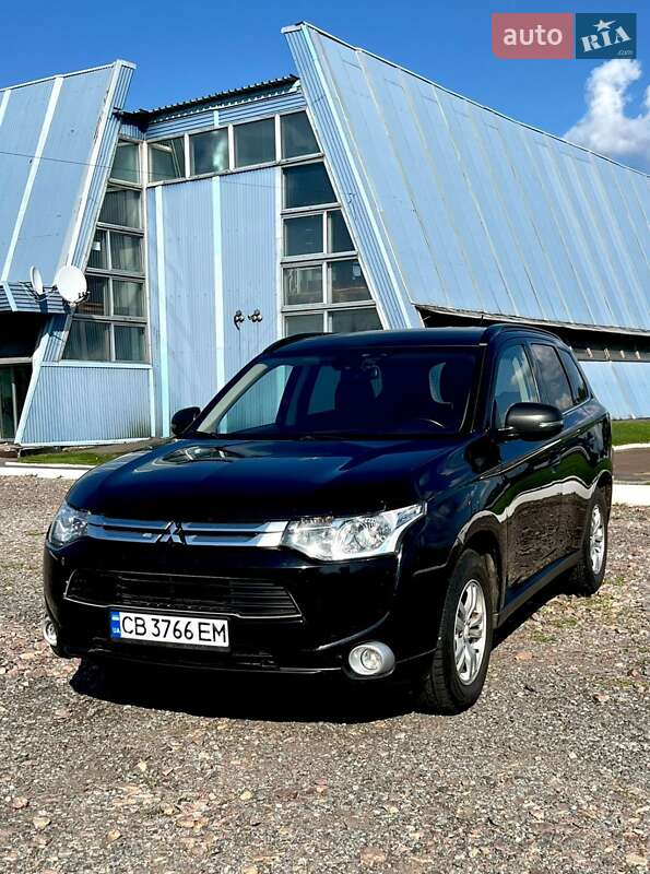 Позашляховик / Кросовер Mitsubishi Outlander 2012 в Батурині фото 8 Позашляховик / Кросовер Mitsubishi Outlander 2012 в Батурині