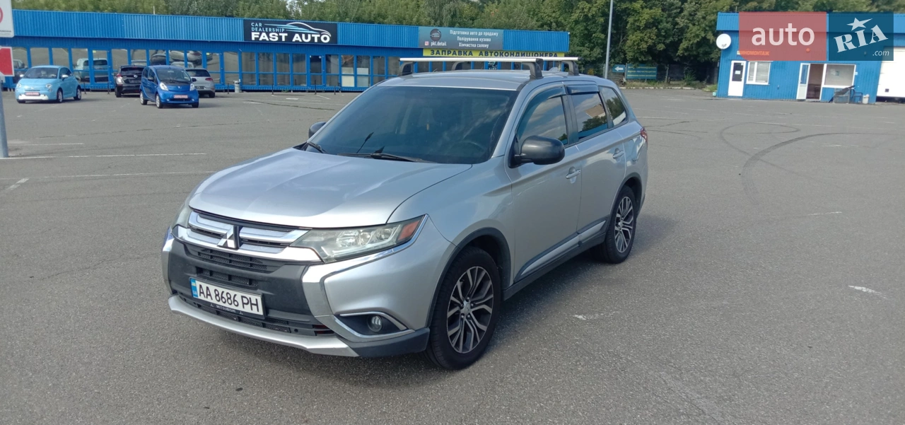 2017 Mitsubishi Outlander - мініатюра 18