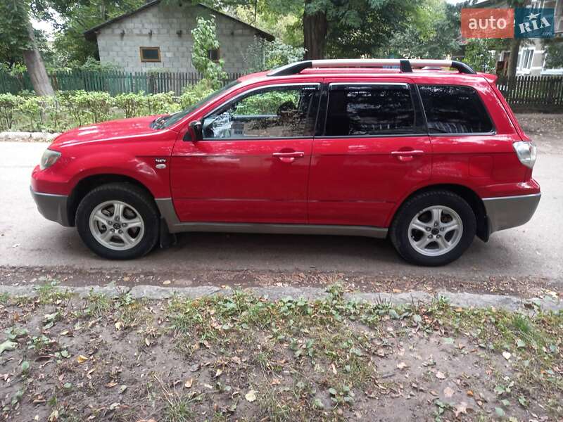Позашляховик / Кросовер Mitsubishi Outlander 2003 в Хотині фото 9 Позашляховик / Кросовер Mitsubishi Outlander 2003 в Хотині