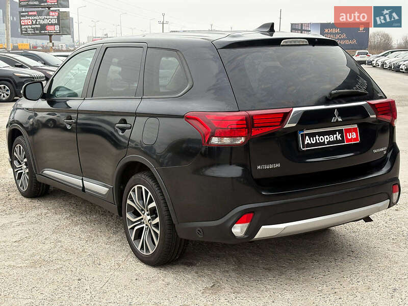 Позашляховик / Кросовер Mitsubishi Outlander 2017 в Львові фото 10 Позашляховик / Кросовер Mitsubishi Outlander 2017 в Львові