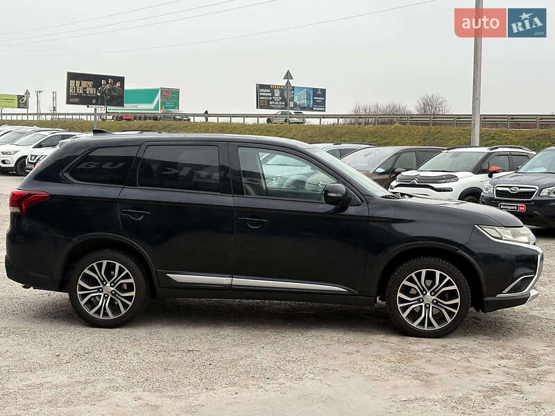 Позашляховик / Кросовер Mitsubishi Outlander 2017 в Львові фото 6 Позашляховик / Кросовер Mitsubishi Outlander 2017 в Львові