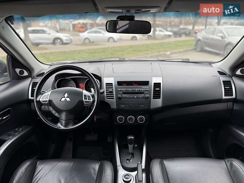 Внедорожник / Кроссовер Mitsubishi Outlander 2007 в Киеве фото 10 Внедорожник / Кроссовер Mitsubishi Outlander 2007 в Киеве