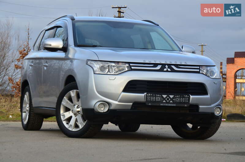 Mitsubishi Outlander 2013