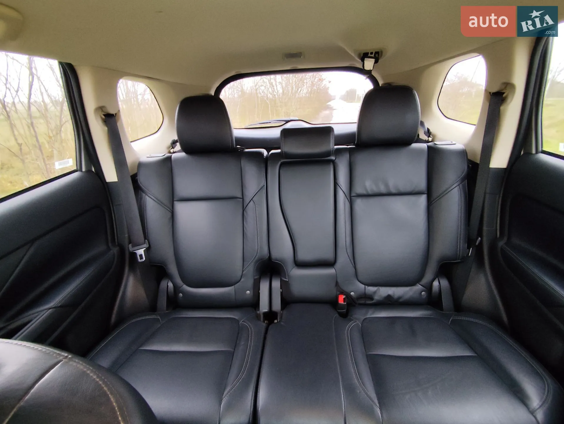2019 Mitsubishi Outlander - мініатюра 10