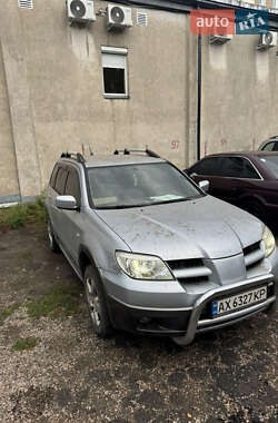 Внедорожник / Кроссовер Mitsubishi Outlander 2005 в Харькове