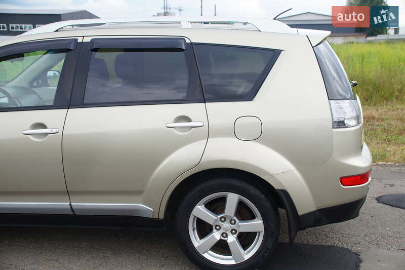 Внедорожник / Кроссовер Mitsubishi Outlander 2008 в Броварах фото 12 Внедорожник / Кроссовер Mitsubishi Outlander 2008 в Броварах