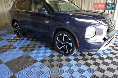 Mitsubishi Outlander 2023