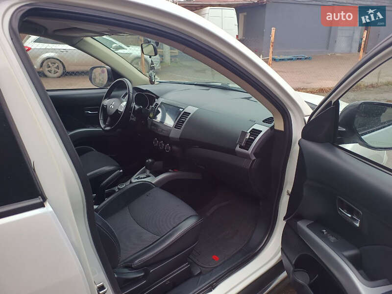 Внедорожник / Кроссовер Mitsubishi Outlander 2013 в Тернополе фото 26 Внедорожник / Кроссовер Mitsubishi Outlander 2013 в Тернополе