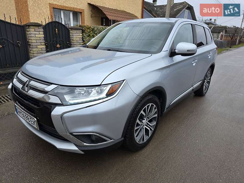 Внедорожник / Кроссовер Mitsubishi Outlander 2017 в Тернополе фото 3 Внедорожник / Кроссовер Mitsubishi Outlander 2017 в Тернополе