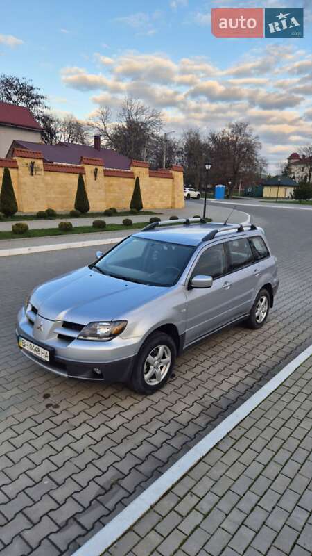 Позашляховик / Кросовер Mitsubishi Outlander 2003 в Ізмаїлі