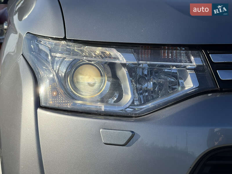 Внедорожник / Кроссовер Mitsubishi Outlander 2013 в Стрые фото 9 Внедорожник / Кроссовер Mitsubishi Outlander 2013 в Стрые